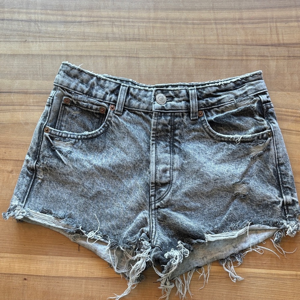 Zara Frayed Hem Jean Shorts in Gray